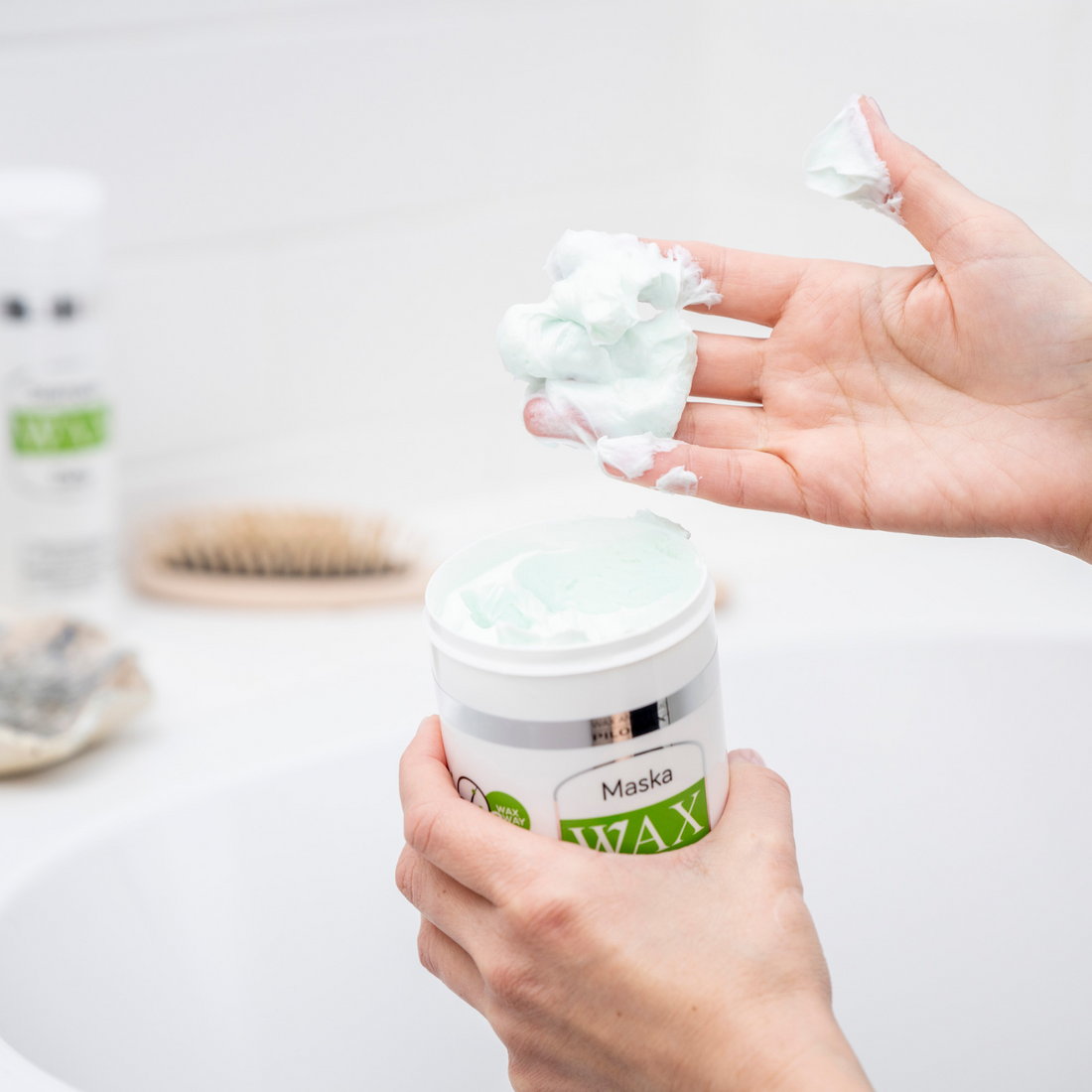 Maska nawilżająca do włosów cienkich lub przetłuszczających się WAX ALOES 480ml