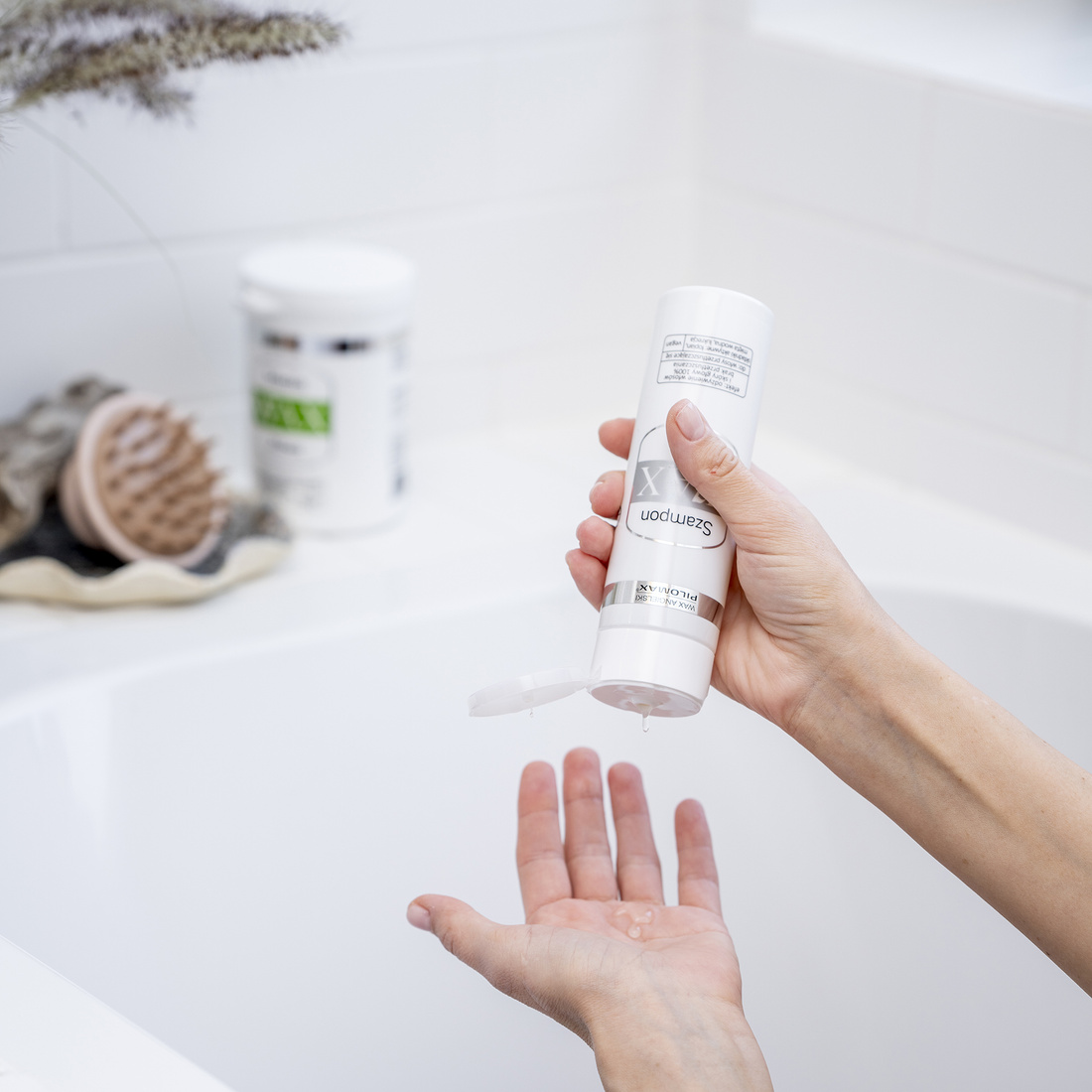 Szampon do włosów przetłuszczających się WAX DAILY 200ml